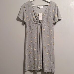 Pink Rose - light mint floral mini dress. Size Large nwt 🆕